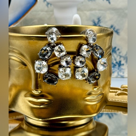 🆕 OSCAR DE LA RENTA 🧿 NWOT Crystal-Embellished Hoop Drop Earrings - Picture 10 of 16